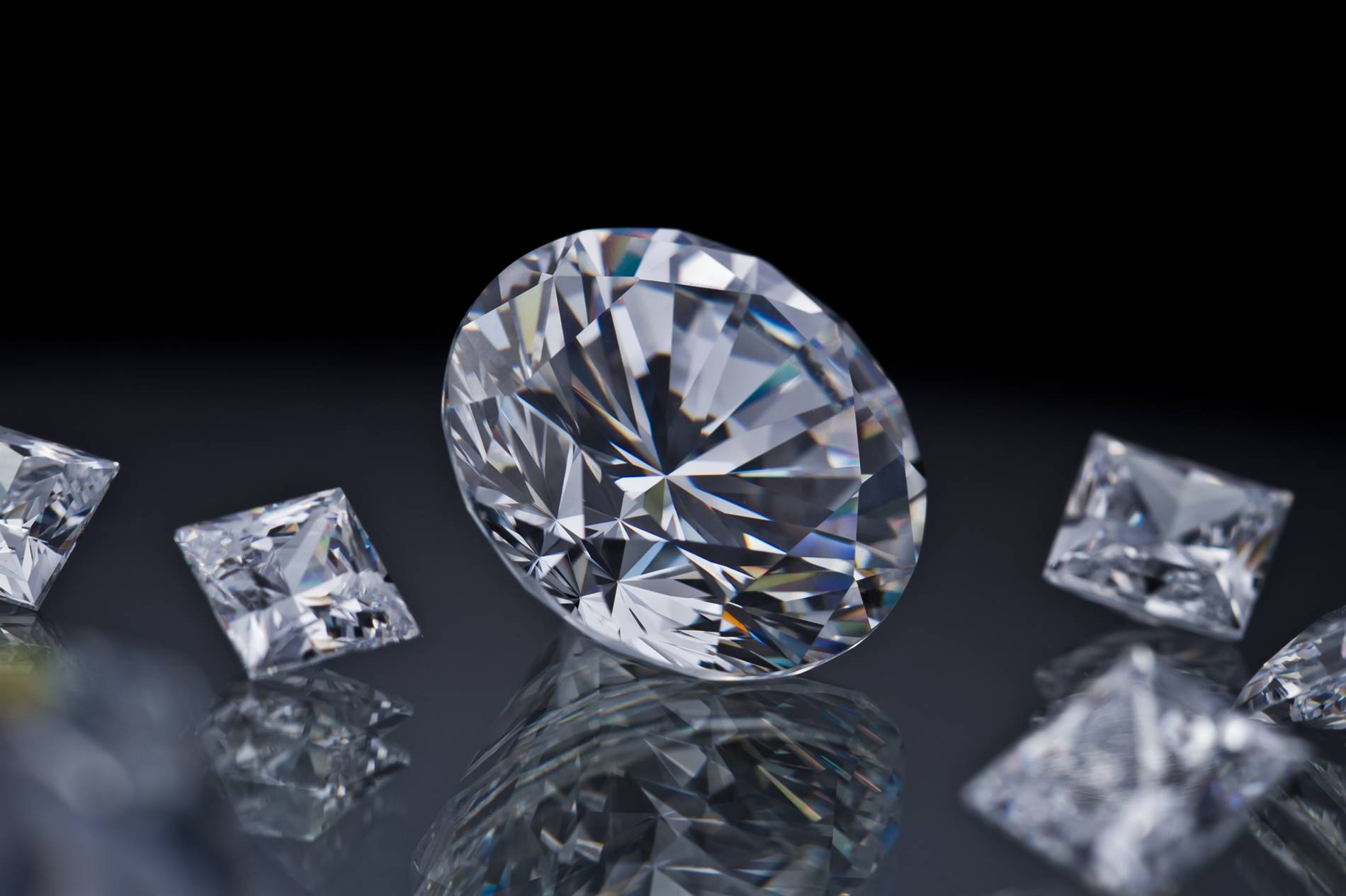 De Beers' service will be open to polished diamonds more than 5 carats in weight or of fancy colour. Image courtesy: <a href="https://www.flickr.com/photos/alonbj/24429270129/" target="_blank">Flickr/Alon Ben Joseph</a>