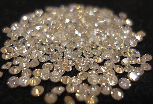 The service addresses industry concerns regarding melee parcels containing undisclosed synthetic and treated diamonds