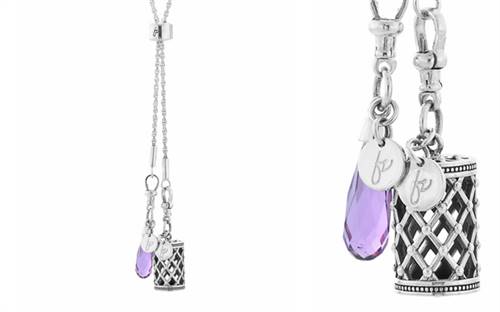 One of Fabuleux Vous' Fae chains with interchangeable pendants