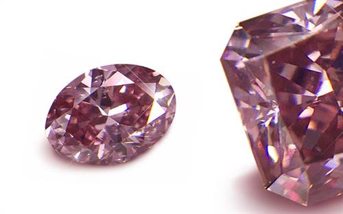 Sams Group Australia's pink oval cut and radiant cut diamonds