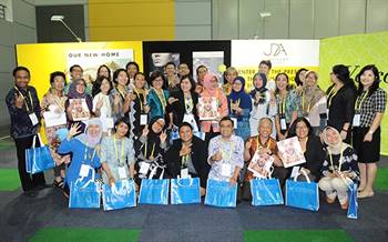 Group from Indonesia taking part in an Australia Awards program