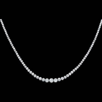 The art deco necklace, comprised of 123 graduated old brilliant cut diamonds, was sold for $27,280. Image courtesy: Leonard Joel