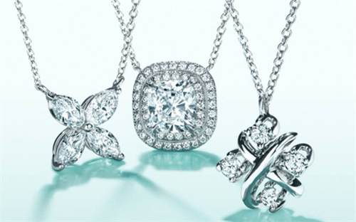 For the 2016 financial year, Tiffany & Co recorded ‘soft’ performances across all jewellery categories. Image courtesy: <a href="http://bit.ly/2po5hSZ" target="_blank">Facebook/Tiffany & Co</a>