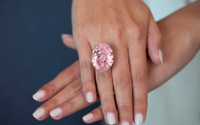 The Pink Star, a 59.6-carat oval-cut pink diamond, fetched a record-breaking US$71.2 million at auction. Image courtesy: Sotheby's