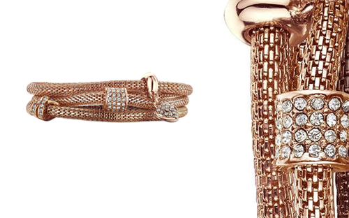 Buckley London’s rose gold XO mesh bracelet