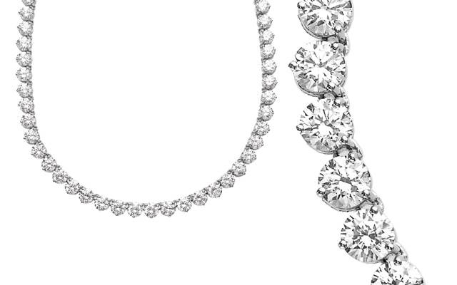 DSM (Pacific)'s diamond necklace