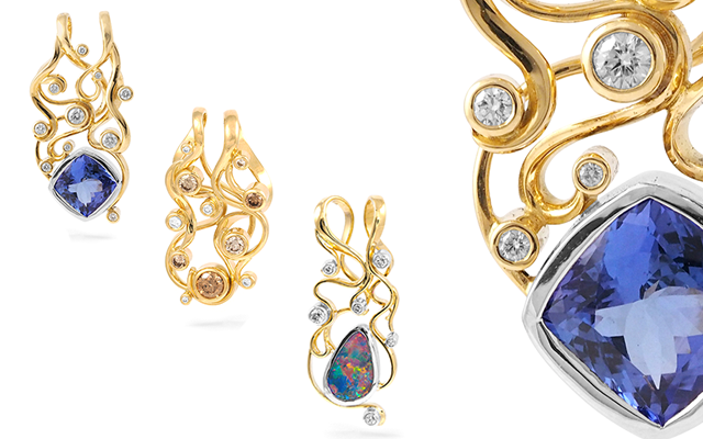 Socklich's gold pendant collection