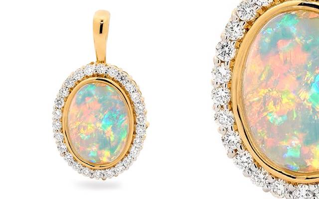 Opals Australia's 18-carat yellow gold pendant with diamonds