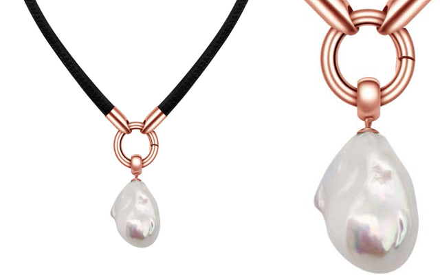 Inspiring Pearls' necklace with white baroque freshwater pearl charm