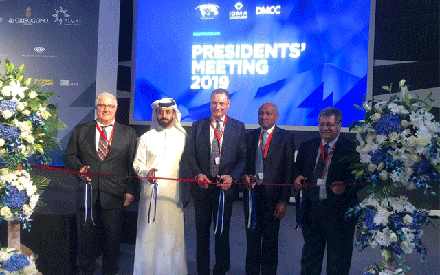 Ronnie Van der Linden, president IDMA, Ahmed Bin Sulayem, executive chairman DMCC, Ernie Blom, president WFDB, Dr Eugenio Bravo da Rosa, chairman Sodiam, and Gaetano Cavalieri, president CIBJO at the conference’s ribbon-cutting ceremony.