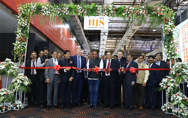 IIJS Premiere, India's largest jewellery trade event, has been rescheduled from its August dates. Pictured: The ribbon-cutting ceremony at the 2019 show.