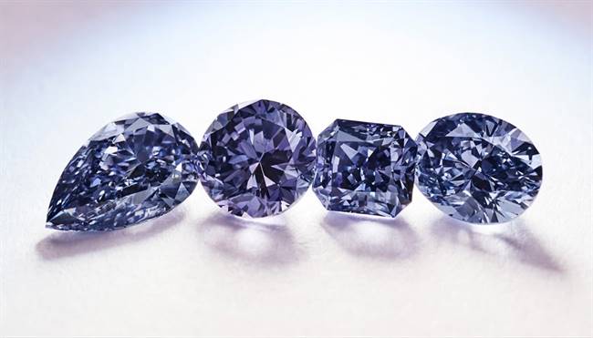 The Argyle mine produced small blue and violet diamonds, and it is unlikely that there will ever be another collective offering of such diamonds in this colour spectrum from a single mine.