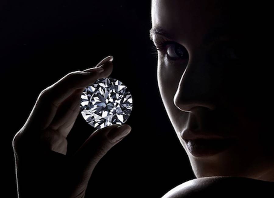 A new analysis by Bain & Co. and the Antwerp World Diamond Centre has found that a 1-carat lab-created diamond now retails for as little as 35 per cent of the price of natural, mined diamonds.