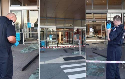 Michael Hill at Baldivis Shopping Centre in Perth’s southern suburbs was ram raided early Wednesday morning. Source: News at Night