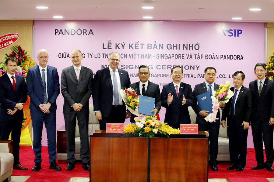 Representatives of the Pandora Group and the Vietnam-Singapore Industrial Park have announced the establishment of a new jewellery factory, projected to cost more than $US100 million. The project is expected to be completed in early 2024.