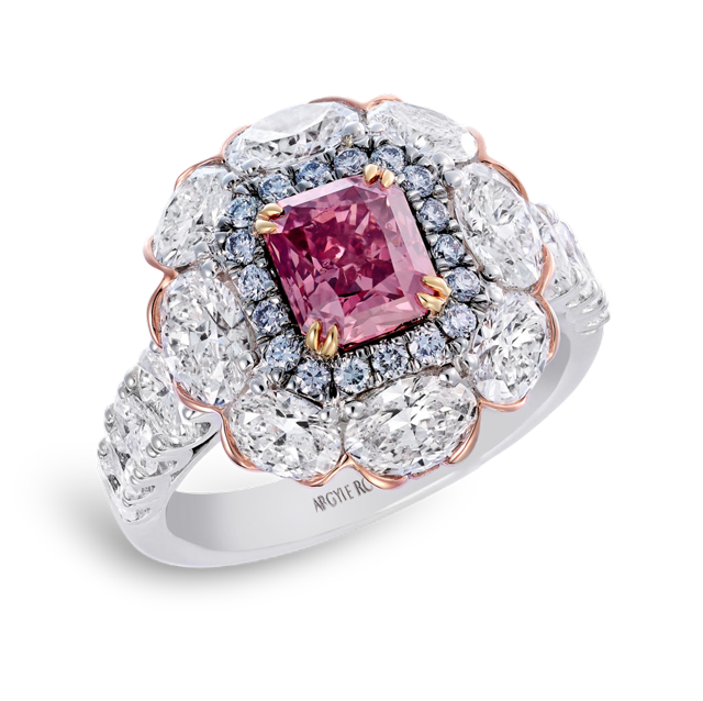 The central attraction of the piece is a rare 1.36-carat, fancy deep pink radiant-cut diamond. It is just one of 12 radiant cut diamonds from the Argyle mine weighing more than one carat with a 1P colour grading. | Source: Solid Gold Diamonds