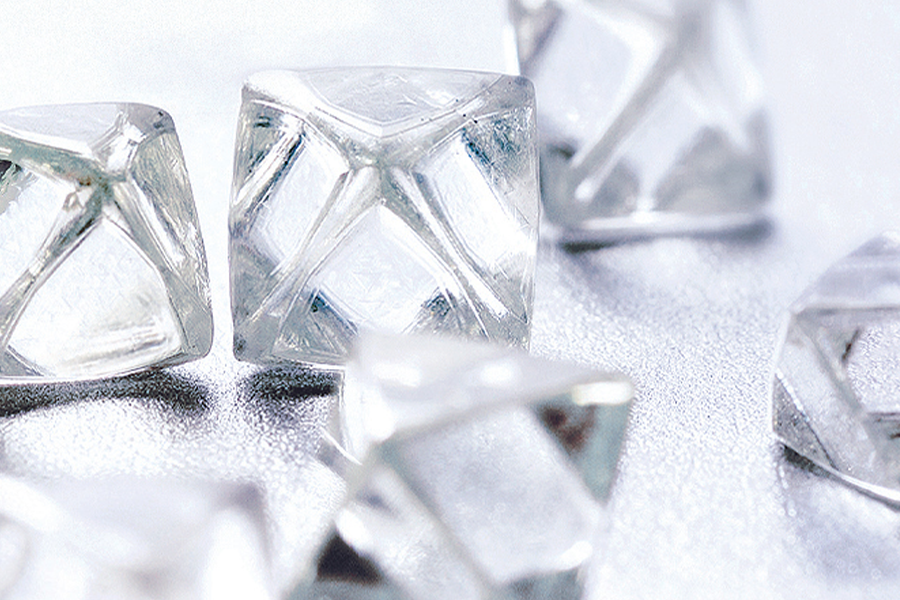  While the decision to cancel the upcoming sales may be surprising, it’s not unprecedented. In 2020 De Beers cancelled planned rough sales in March due to the impact of the COVID-19 pandemic. | Source: De Beers Group Auctions