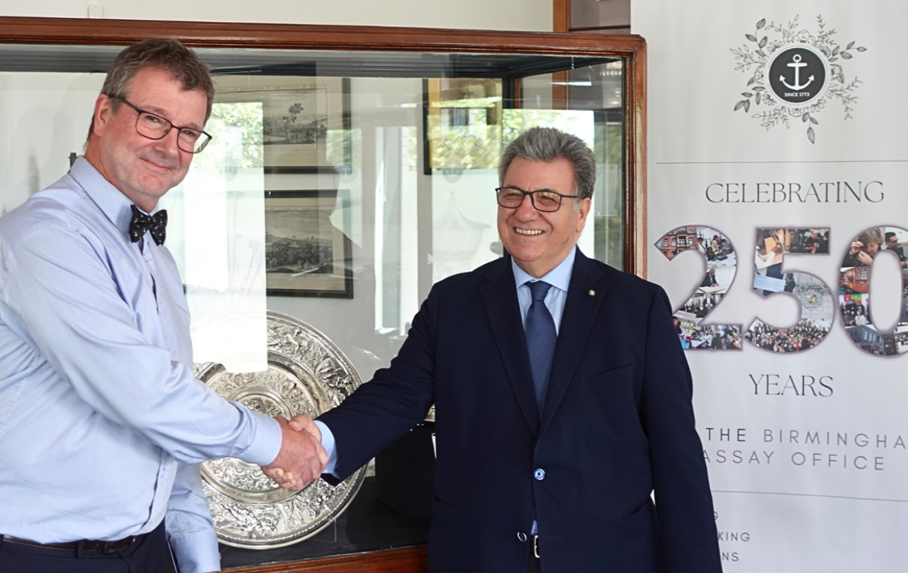 The partnership was signed on 23 June by CIBJO president Gaetano Cavalieri and BAO CEO Doug Henry. | Source: CIBJO The World Jewellery Confederation