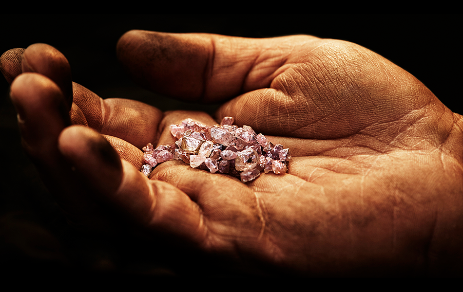 It was previously believed that the pink diamonds discovered in the Argyle Mine were 1.2 billion years old. They are now thought to be at least 100 million years older, based on the study of the age of elements in material recovered from the mine. | Source: Argyle Pink Diamonds