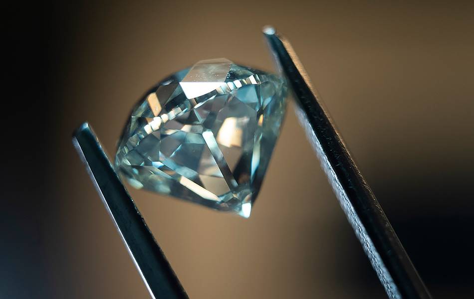 The De Beers Group has reported sales of $USD430 million ($AUD653 million) for the sales period ending 1 March. This marked a 13 per cent decline on a year-on-year comparison; however, it was a 15 per cent improvement from the previous sight. | Source: De Beers