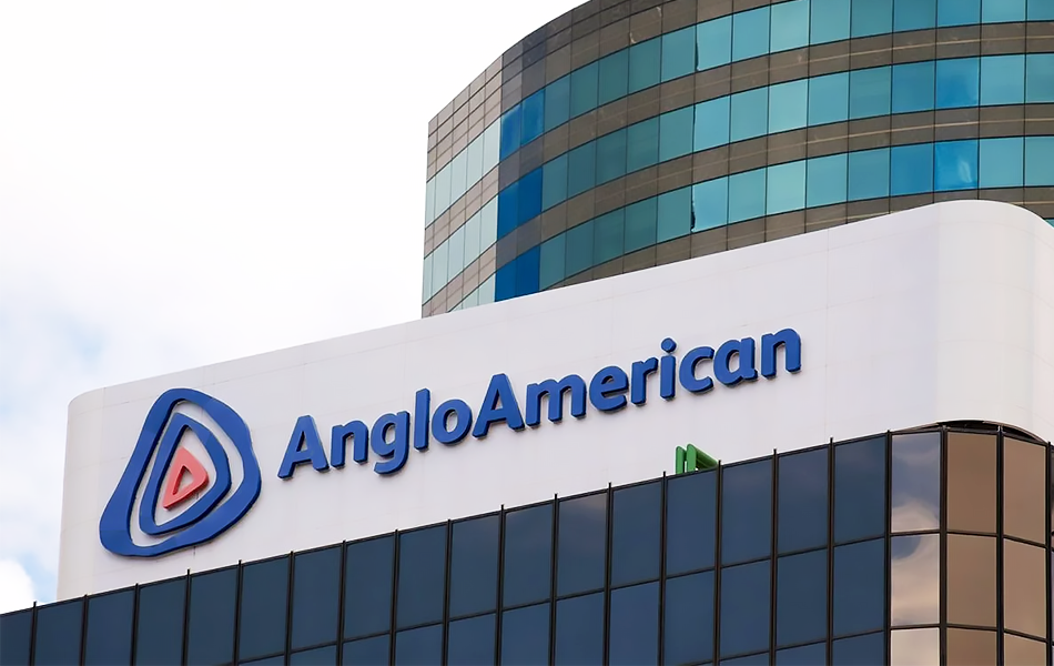 Anglo American, the parent company of diamond miner De Beers, has confirmed that it has received an unsolicited proposal for a takeover. | Source: Marlon Trottmann