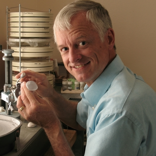 Scott Sucher, a world-renowned stone cutter