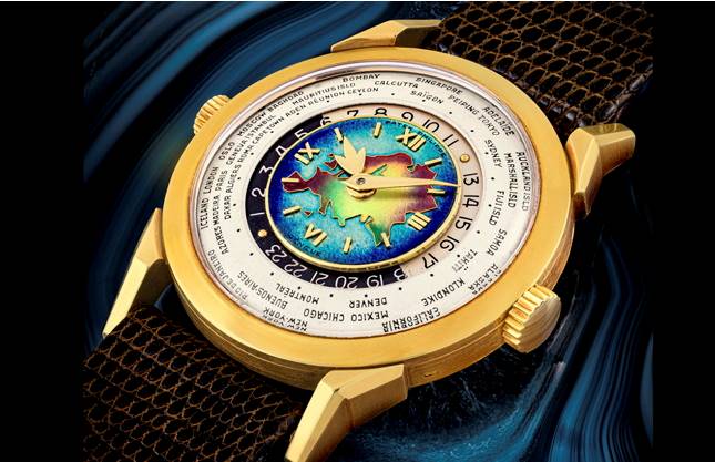 18-carat yellow gold two-crown Patek Philippe World Time, reference 2523J | Source: Christie