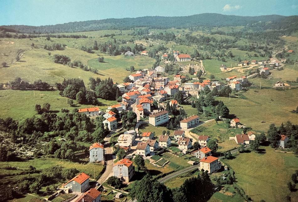 A mid-20th century view of Septmoncel.