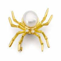 Pearl and diamond spider pendant.