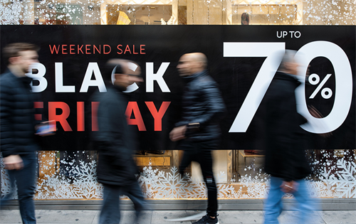 Australian consumers are expected to spend a record $6.7 billion during the Black Friday and Cyber Monday weekend, a significant increase from the past year. | Source: Tavex Bullion