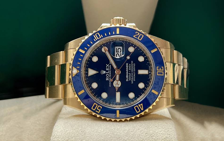 Diamond jewellery and luxury watches seized by the Australian Federal Police as proceeds of crime appeared at auction in Sydney over the past week. | Source: Christian's Fine Jewelry