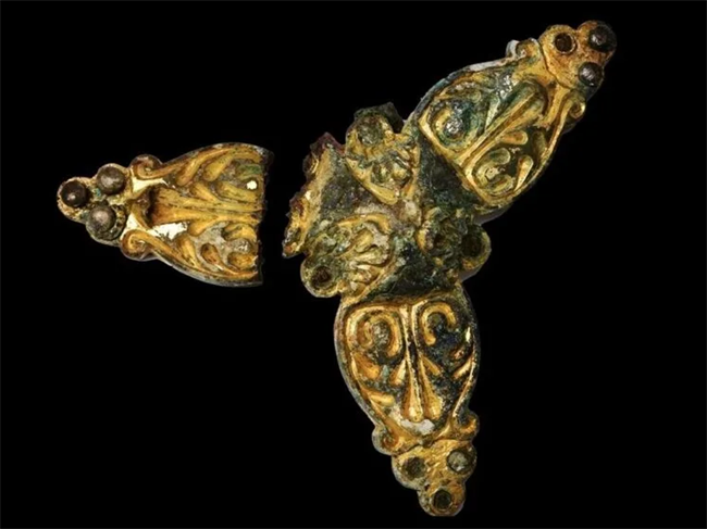 Trefoil brooches were popular during the Viking Age.