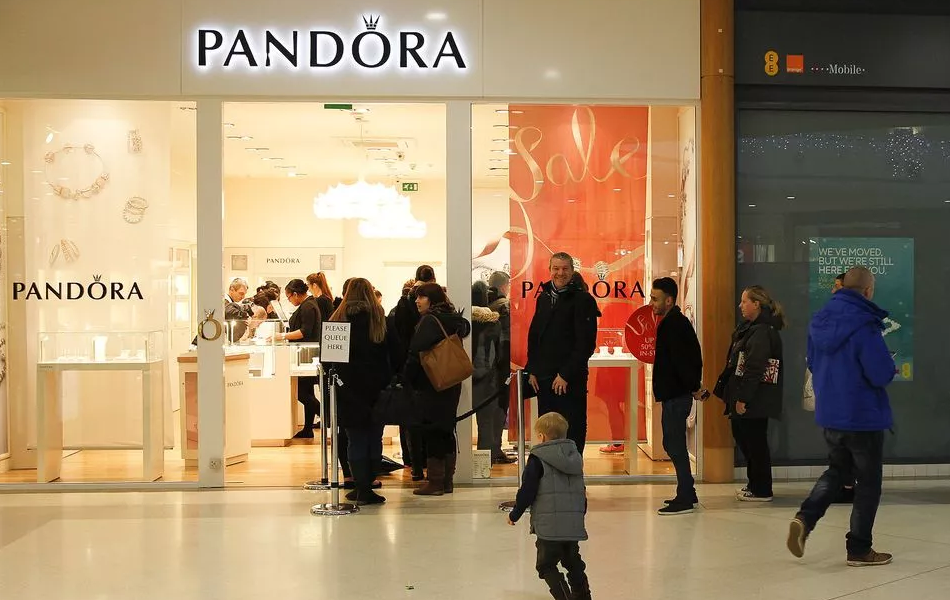 Pandora has reported a significant increase in sales across the fourth quarter of the financial year, following a high demand during the holiday season. | Source: TM/Yorkshire Live