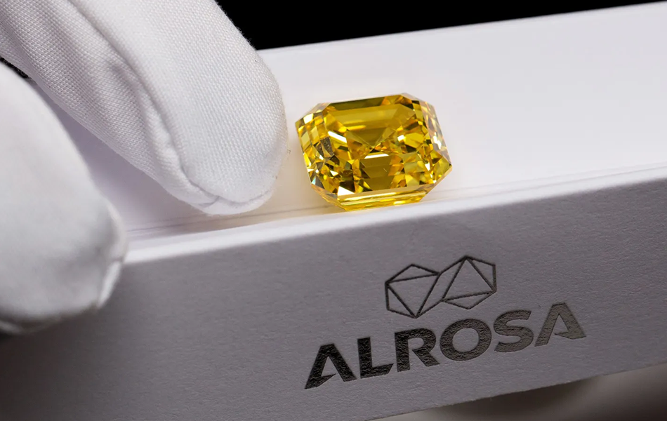 Russian diamond producer Alrosa reported a significant decline in revenue and profit over the past financial year, impacted by weak demand and economic sanctions. | Source: Alrosa