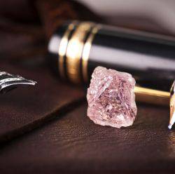 Rio Tinto have donated its largest pink diamond ever uncovered.