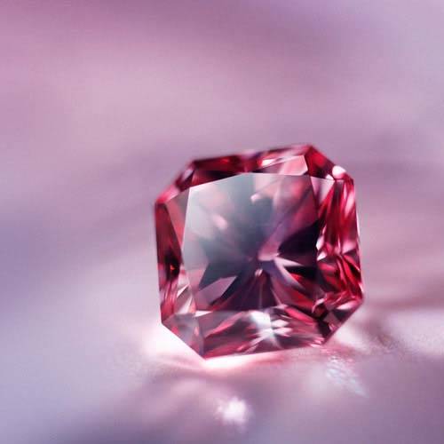 What makes pink diamonds pink?  Scientists believe they are closer to solving the pink diamond puzzle.