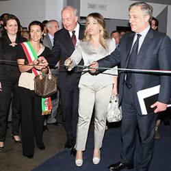 Opening VincenzaOro Charm 2010