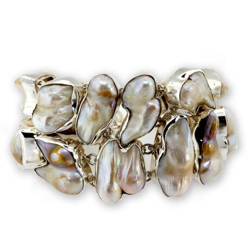 Himalayan Treasures pearl bracelet