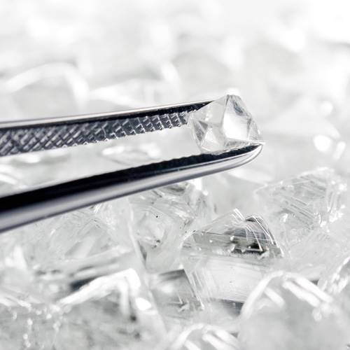 Non-sightholder businesses will now be able to purchase De Beers' rough diamonds