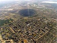 The Mir diamond mine in Seberia, a source for Russian cut diamonds