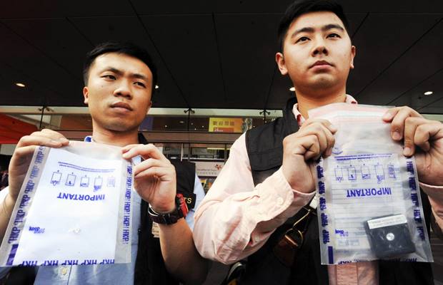 'Fake' diamonds that were used to commit the thefts were seized by Hong Kong police. Image courtesy: South China Morning Post