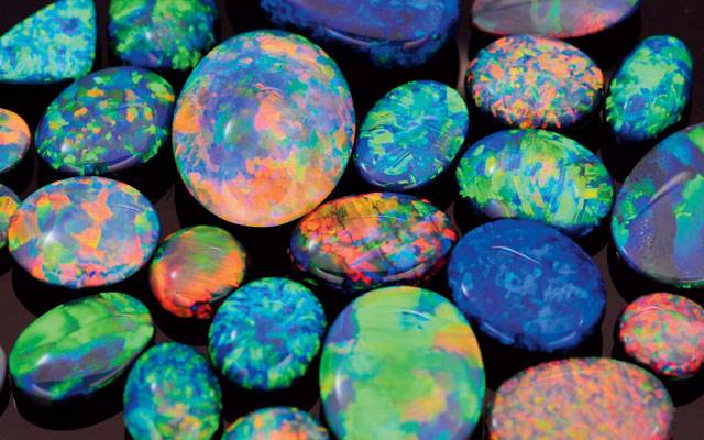 Designers from all over the world derive inspiration from the rainbow of colours seen in Australian opal