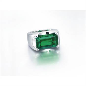 The 10.11-carat Afghan emerald ring