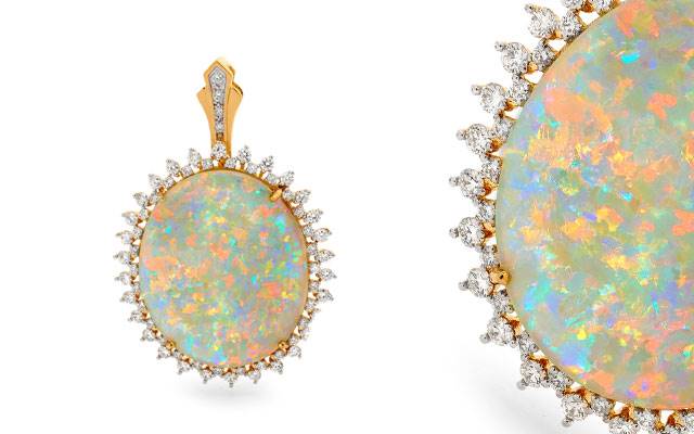 Opals Australia's light opal pendant