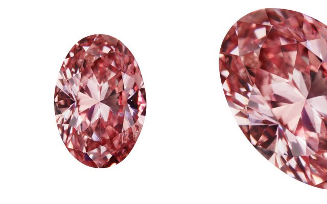 Blue Star & Kiven Diamonds’ vivid fancy pink oval-cut diamond